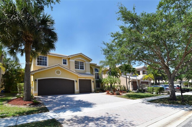 property at 19115 2 River Ln