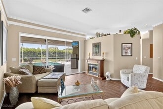 8350 Trentwood Ct in Ft. Myers, FL - Building Photo - Building Photo