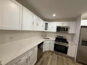 9 Seneca Dr in Absecon, NJ - Building Photo - Building Photo