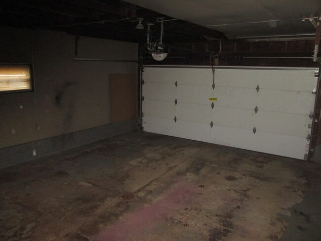 597 Aurora Dr in Youngstown, OH - Building Photo - Building Photo