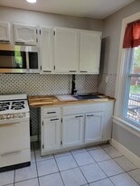 2418 State St in Harrisburg, PA - Building Photo