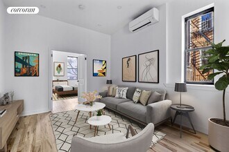 132 Carroll St in Brooklyn, NY - Building Photo - Building Photo