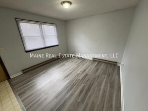 202 Main Rd in Holden, ME - Building Photo - Building Photo