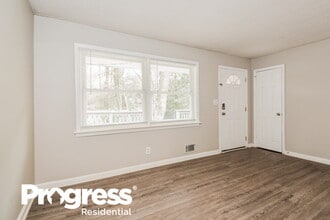 643 Milford Dr SW in Marietta, GA - Building Photo - Building Photo