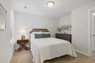 131 Weller Ln in Gallatin, TN - Foto de edificio - Building Photo