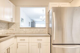 2950 N Palm Aire Dr in Pompano Beach, FL - Building Photo - Building Photo