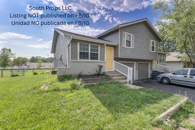 925 N Jan-Mar Dr in Olathe, KS - Building Photo - Building Photo