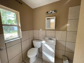 2416 10th St W in Bradenton, FL - Building Photo - Building Photo
