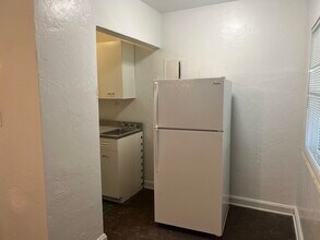879 Campus Cir in Tallahassee, FL - Building Photo - Building Photo
