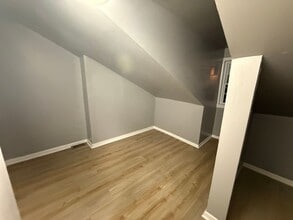 7 Roscoe St in Pittsburgh, PA - Building Photo - Building Photo