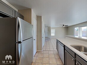 12105 W Flores Dr in El Mirage, AZ - Building Photo - Building Photo