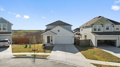 408 Black Opal Dr in Jarrell, TX - Building Photo - Building Photo