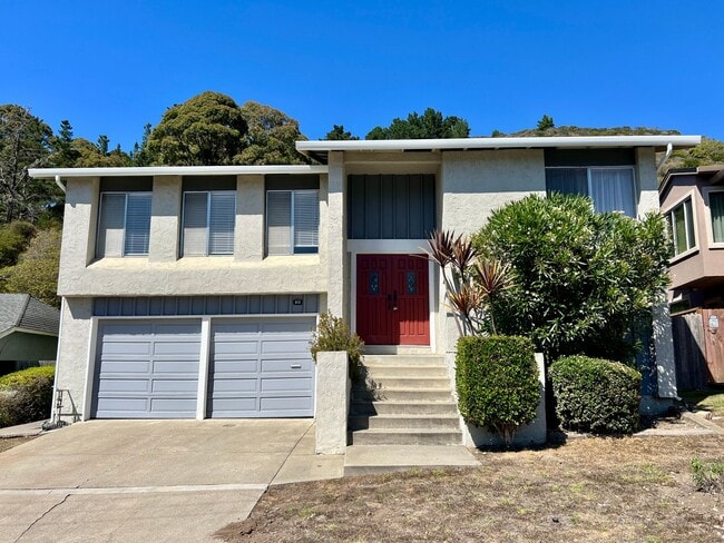 property at 812 Cape Breton Dr