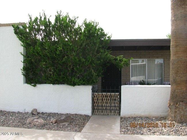 property at 200 Old Litchfield Rd