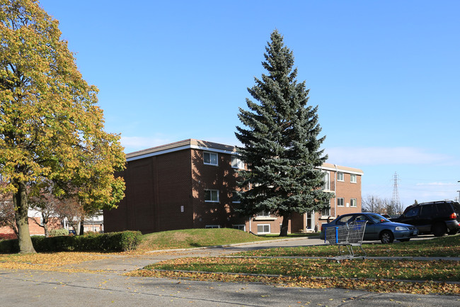 11 Balfour Cres in Kitchener, ON - Building Photo - Primary Photo