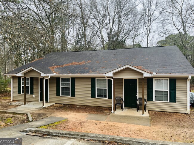 107 Lee St in Hogansville, GA - Building Photo - Building Photo