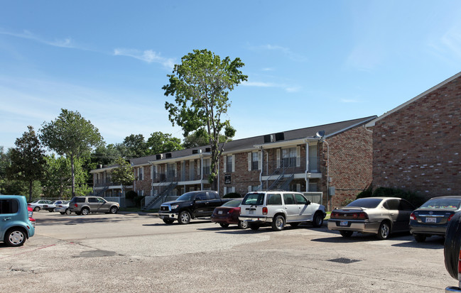 The Village at Blue Bell in Houston, TX - Building Photo - Building Photo