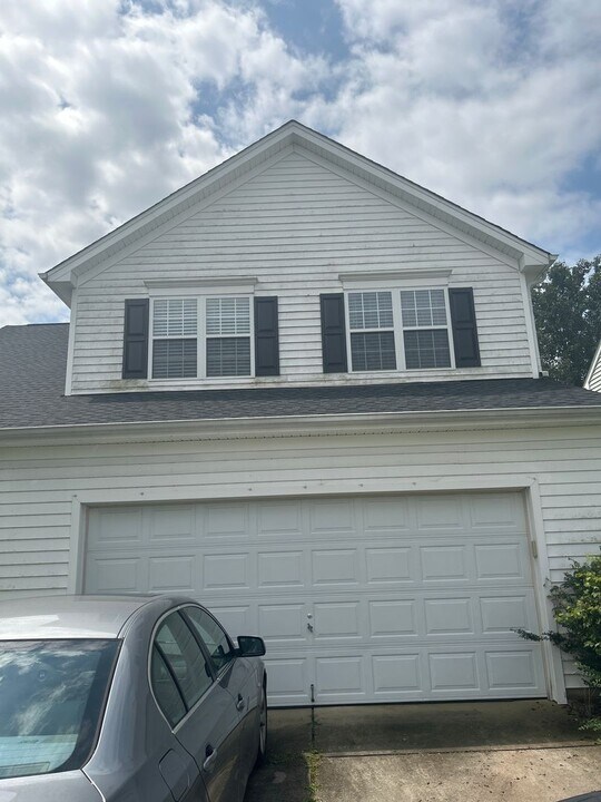 2712 Cabochon Diamond Ct in Raleigh, NC - Building Photo
