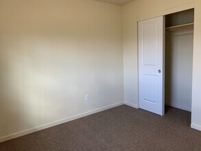 1806 College St-Unit -a194fc58-f488-11e9-95ce-1866da72af90 in Philomath, OR - Building Photo - Building Photo