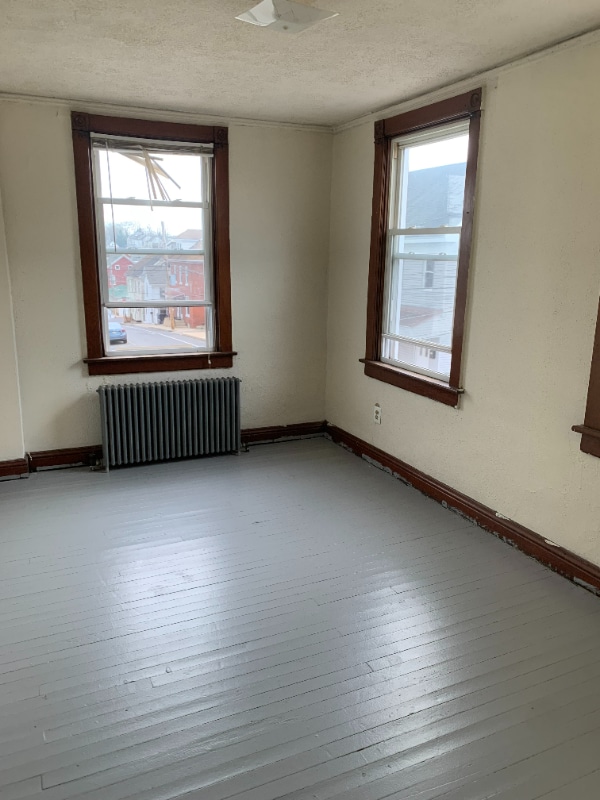 property at 121 High St