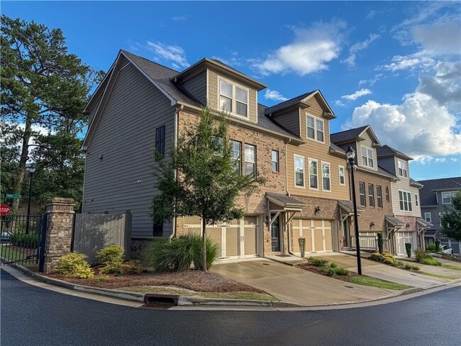 property at 2452 Coosa Vly