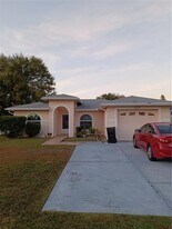 707 Dromedary Dr in Kissimmee, FL - Building Photo
