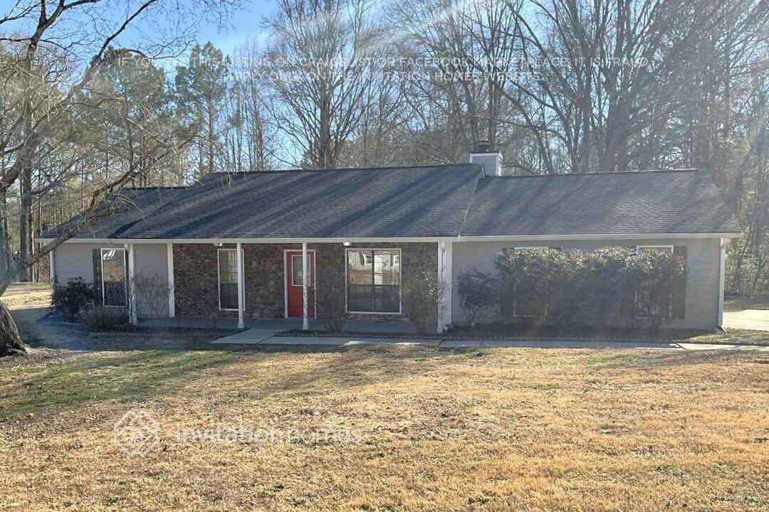 419 Winterwood Dr in Stockbridge, GA - Building Photo