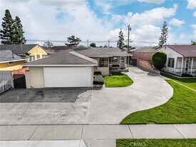 15814 Sharonhill Dr in Whittier, CA - Building Photo