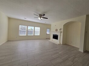 6534 Briar Moss Ln in Katy, TX - Building Photo - Building Photo