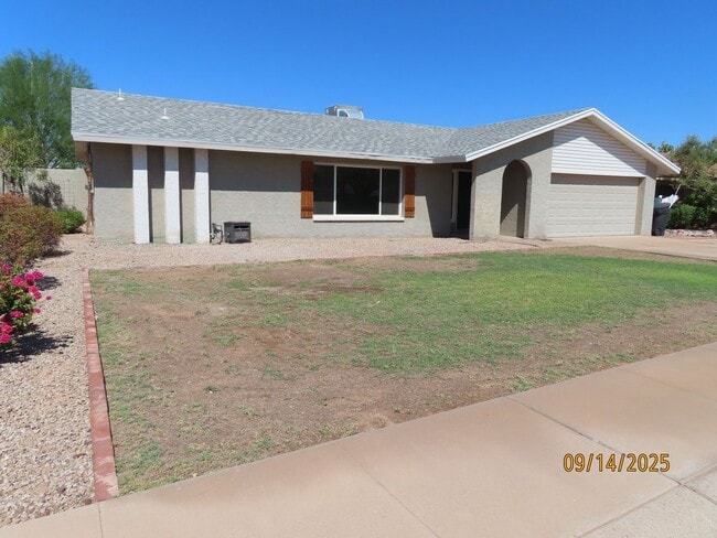 property at 5414 S Heather Dr