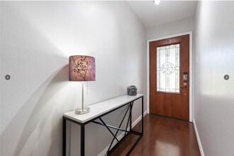 2505 Lazy Oaks Dr in Austin, TX - Building Photo - Building Photo