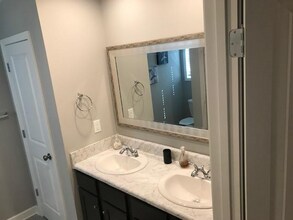 10203 Maxwell Way in Tuscaloosa, AL - Foto de edificio - Building Photo