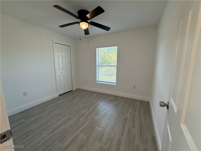 property at 917 Graystone Ave