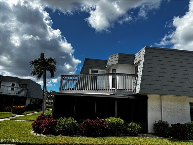 16021 Amberwood Lake Ct in Ft. Myers, FL - Building Photo - Building Photo