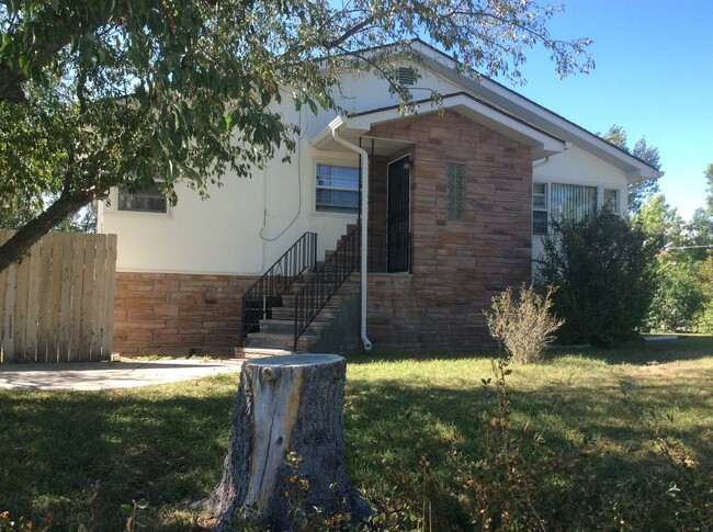property at 5618 Townsend Pl