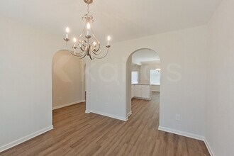 1892 Landing Pl in Deatsville, AL - Building Photo - Building Photo