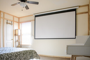 12126 Tower View Dr in El Paso, TX - Building Photo