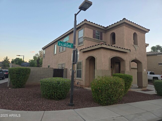 property at 11151 W Fillmore St
