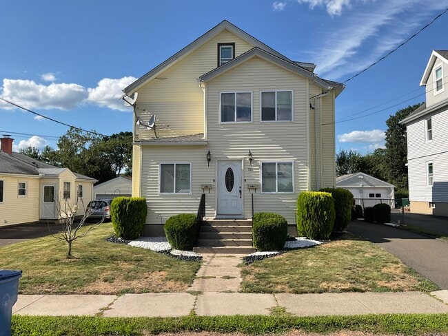 property at 50 Magnolia St