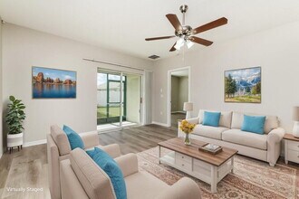 10213 Mangrove Well Rd, Unit 2328 in Sun City Center, FL - Building Photo - Building Photo