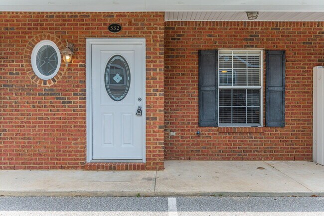 532 Maple Ave in Niceville, FL - Building Photo - Building Photo