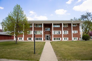 Homestead Apartments in Fargo, ND - Building Photo