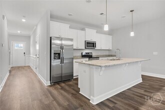 446 Gov Treutlen Cir in Pooler, GA - Building Photo - Building Photo