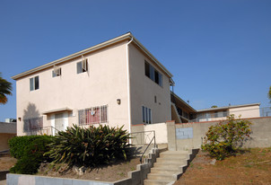 5117 Crenshaw Blvd Apartments