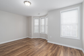 1623-1641 W Venango St in Philadelphia, PA - Building Photo - Interior Photo