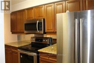 233 Beecroft Rd in Toronto, ON - Building Photo - Building Photo