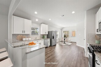 2546 Steelhead Dr in Shenandoah, TX - Building Photo - Building Photo