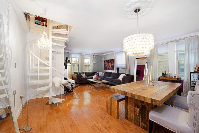 property at 2787 John F. Kennedy Blvd