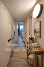 6032 Northwest Expy in Warr Acres, OK - Building Photo - Building Photo