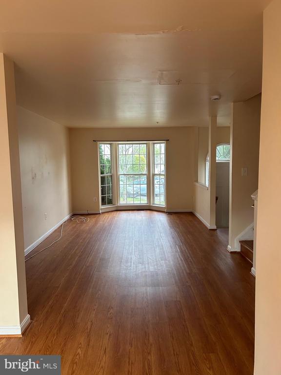 property at 206 Arcadia Shores Cir